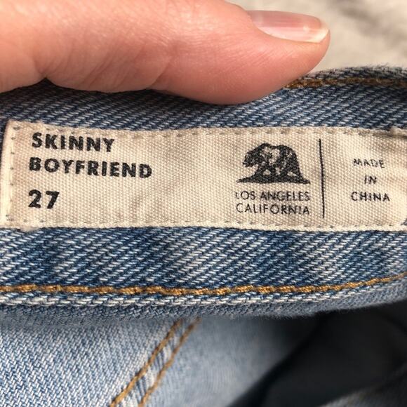 Bullhead Light Wash Skinny Boyfriend Jeans Womens 27 Blue Denim Distressed - Picture 3 of 10